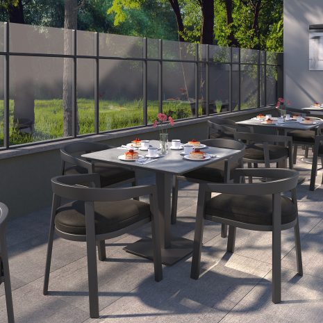 BISTRO SQUARE WITH CALAGARY BISTRO SQUARE WITH CALAGARY