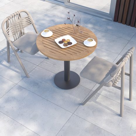 ROUND TABLE & FOSCO CHAIR